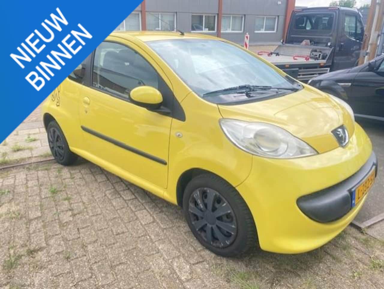 Peugeot 107 - 1.0-12V XR 1.0-12V XR - AutoWereld.nl