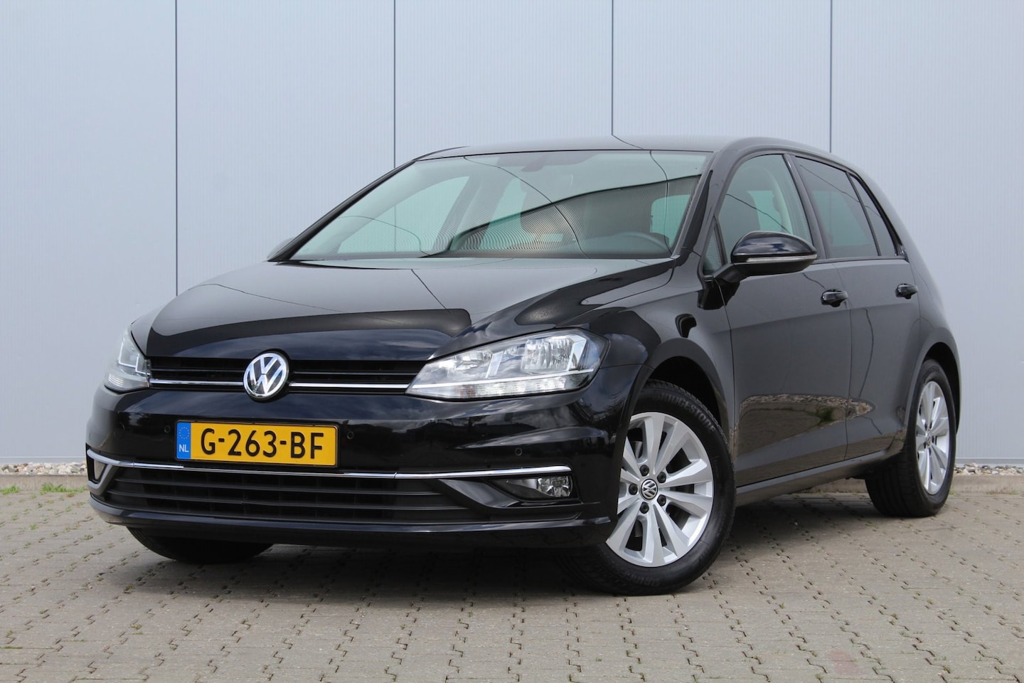 Volkswagen Golf - 1.0 TSI Comfortline | Dealer onderhouden | NAP | ACC | Apple Carplay | Navigatie | Climate - AutoWereld.nl