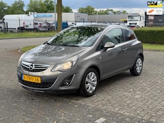 Opel Corsa - 1.4-16V Design Edition AIRCO