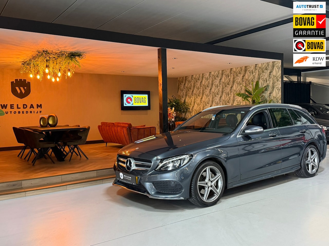 Mercedes-Benz C-klasse Estate - C 180 AMG Line | Trekhaak | Leder | PDC | LED | Cruise | Automaat - AutoWereld.nl