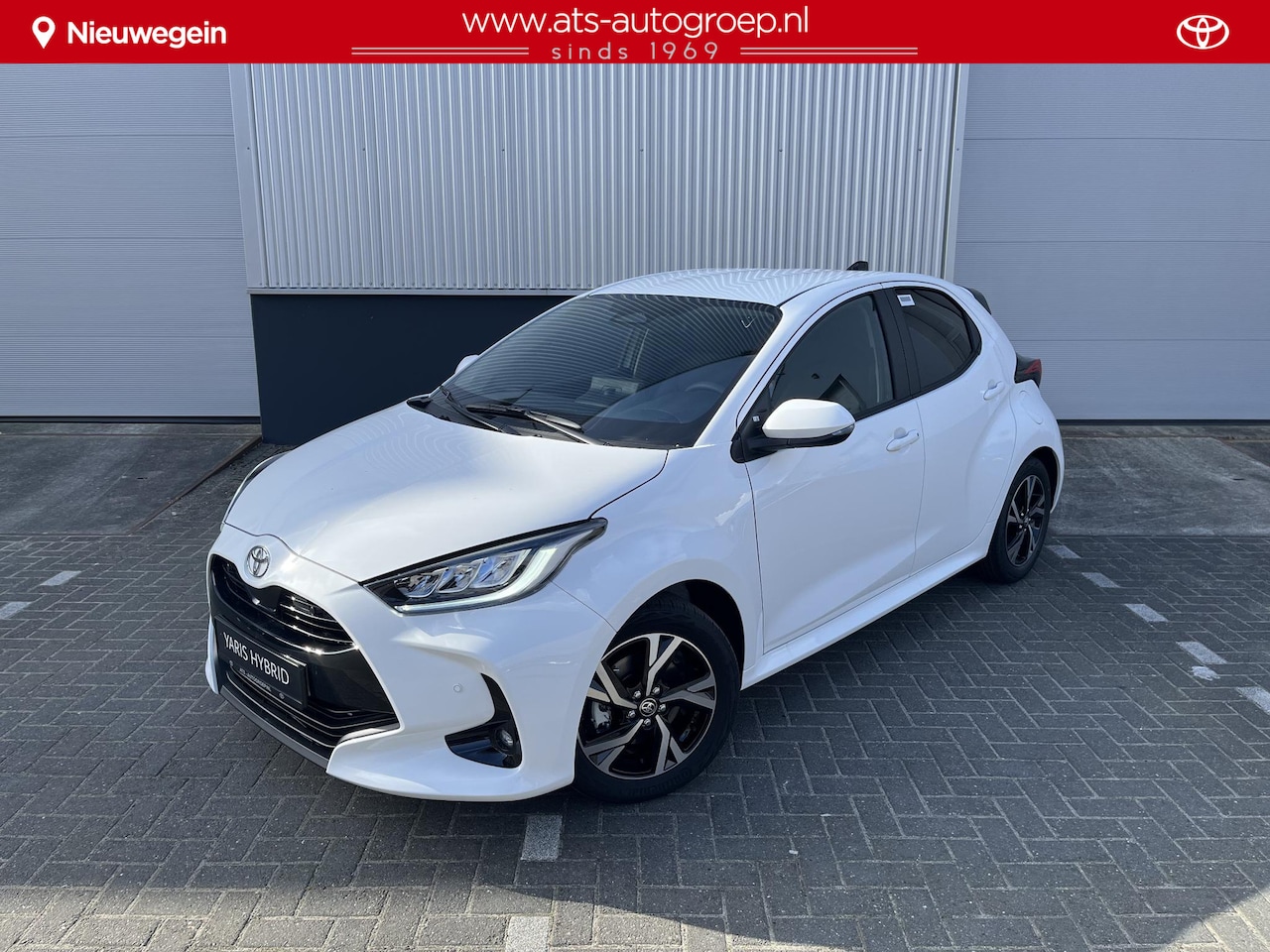 Toyota Yaris - 1.5 Hybrid 115 Dynamic | Comfort Pack | €2.900,- voordeel! | Direct leverbaar - AutoWereld.nl