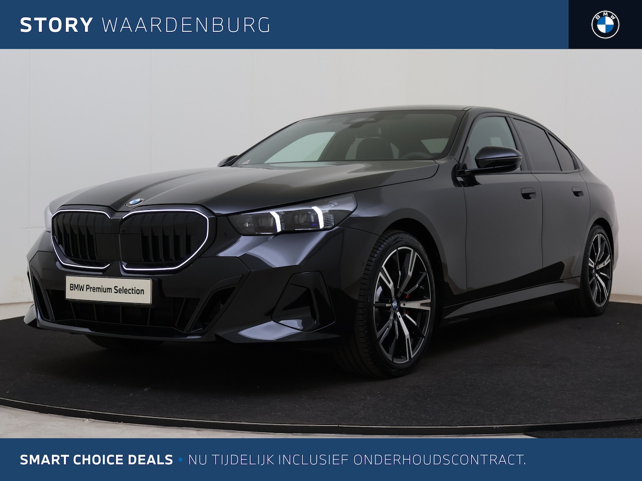 BMW 5-serie - 520i M Sport Automaat / Trekhaak / Panoramadak / Comfortstoelen / Harman-Kardon / Adaptiev - AutoWereld.nl