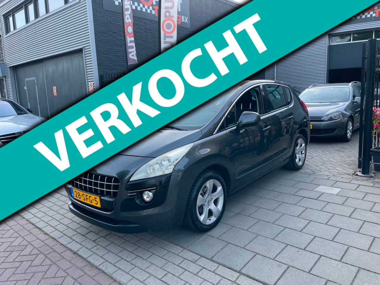 Peugeot 3008 - 1.6 VTi ST 2e Eigenaar! Trekhaak Airco Pano NAP APK - AutoWereld.nl