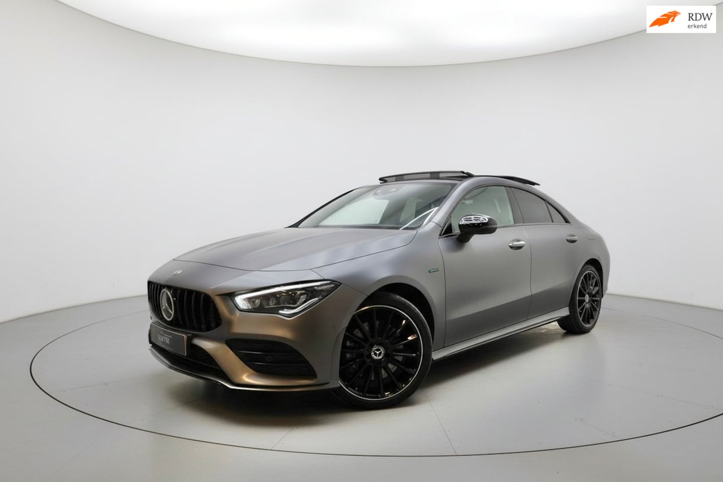 Mercedes-Benz CLA-Klasse - 250 e AMG NIGHT MEMORY BURMESTER - AutoWereld.nl