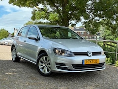 Volkswagen Golf - 1.2 TSI Trendline | Airco + Navi nu € 8.975,