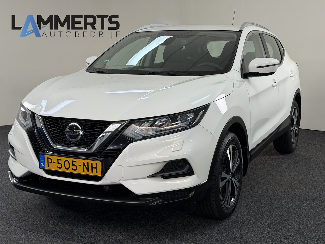 Nissan Qashqai - 1.3 DIG-T Visia Stoelverw. / Trekhaak / PDC / Cruise / Airco - AutoWereld.nl