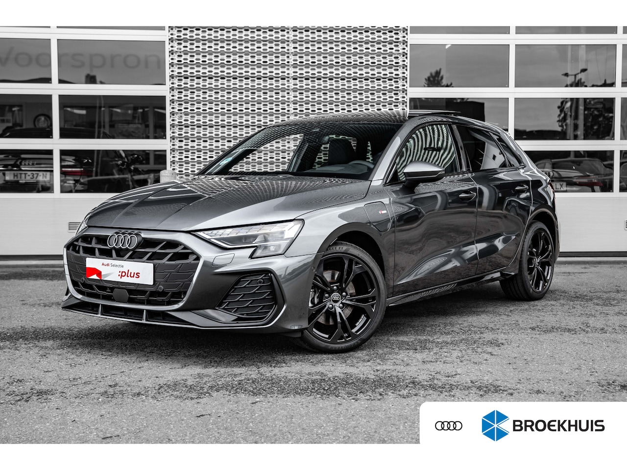 Audi A3 Sportback - 40 TFSI e S edition | Panoramadak | Sonos | Head Up Display | Stoelverwarming | Achteruitr - AutoWereld.nl