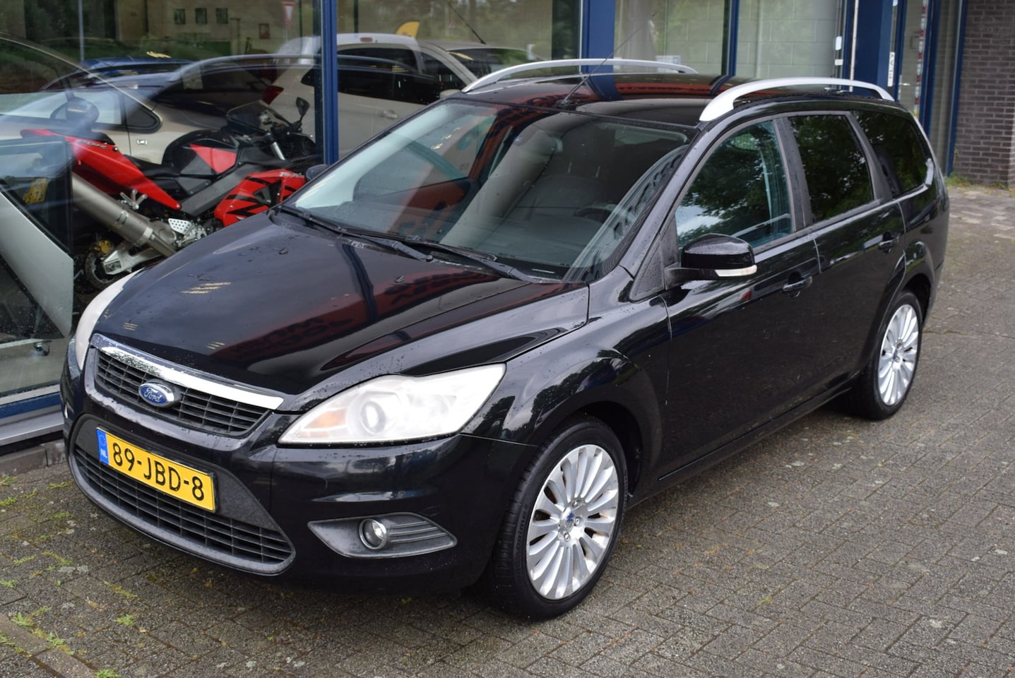 Ford Focus Wagon - 1.8 Titanium Flexi Fuel 1.8 Titanium Flexi Fuel - AutoWereld.nl