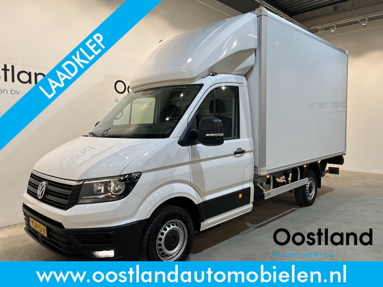 Volkswagen Crafter - 35 2.0 TDI L3 140 PK Bakwagen / Dhollandia Laadklep / Meubelbak / Euro 6 / Airco / Cruise - AutoWereld.nl
