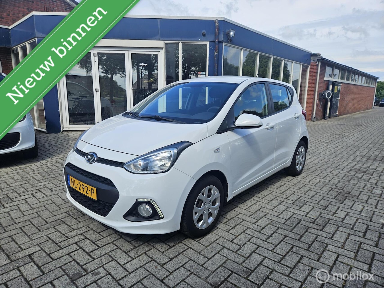 Hyundai i10 - 1.0i i-Motion Premium 1.0i i-Motion Premium - AutoWereld.nl