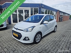 Hyundai i10 - 1.0i i-Motion Premium
