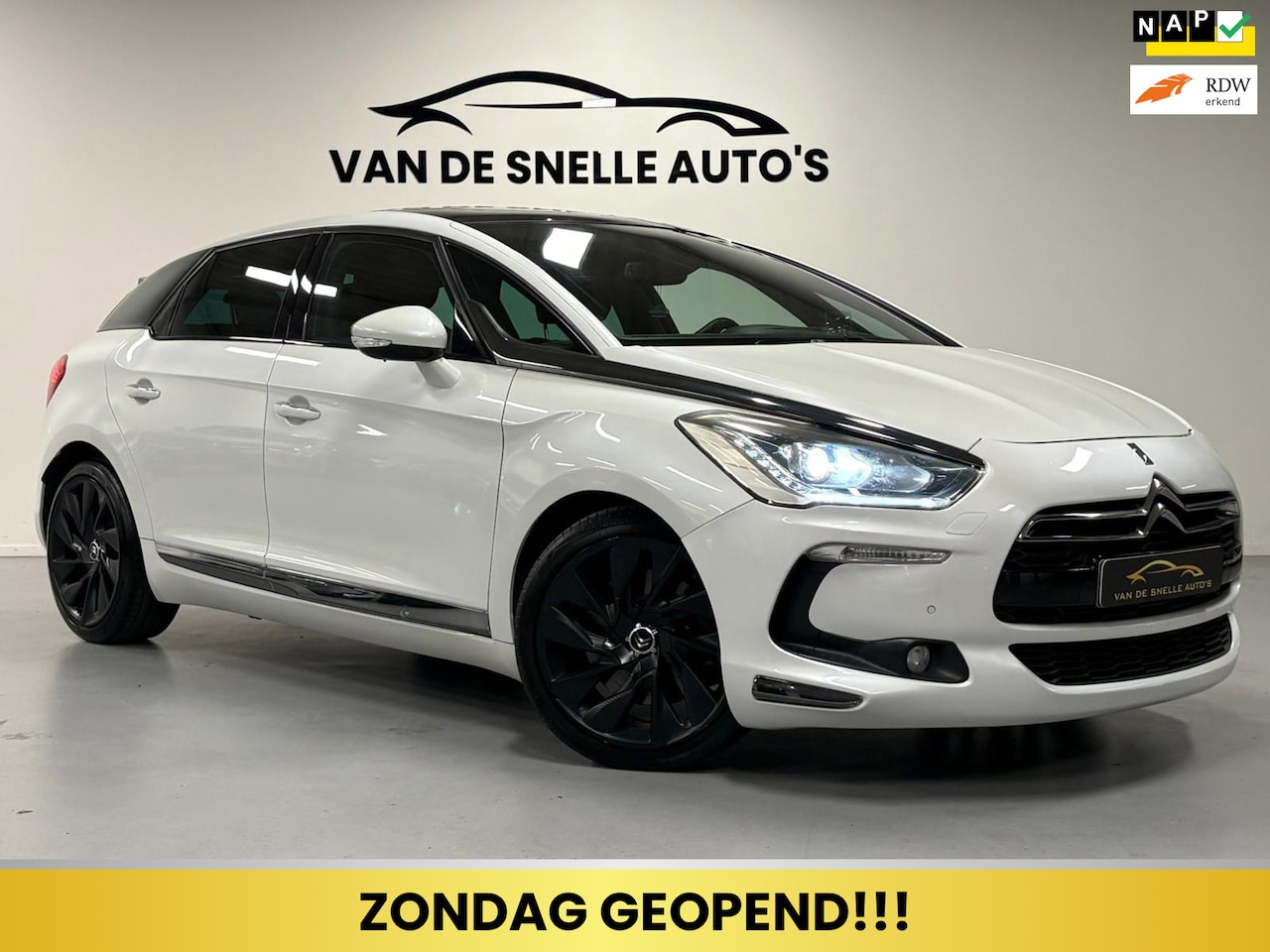 Citroën DS5 - 1.6 THP Sport Chic PANO/HUD/STANDKACHEL/LUXLEDER - AutoWereld.nl