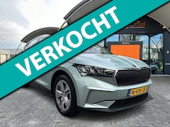 Skoda Enyaq iV - 80 SOH 92% PANORAMA TREKH 125KW LADEN NL-AUTO RIJKLAARPRIJS