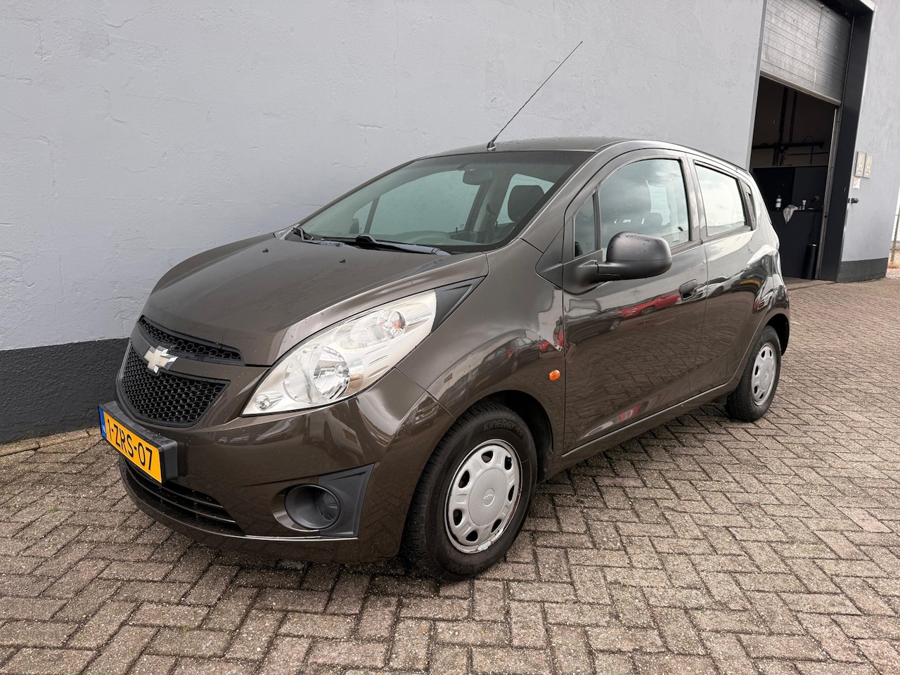 Chevrolet Spark - 1.0 16V L 1.0 16V L 5-Deurs - AutoWereld.nl