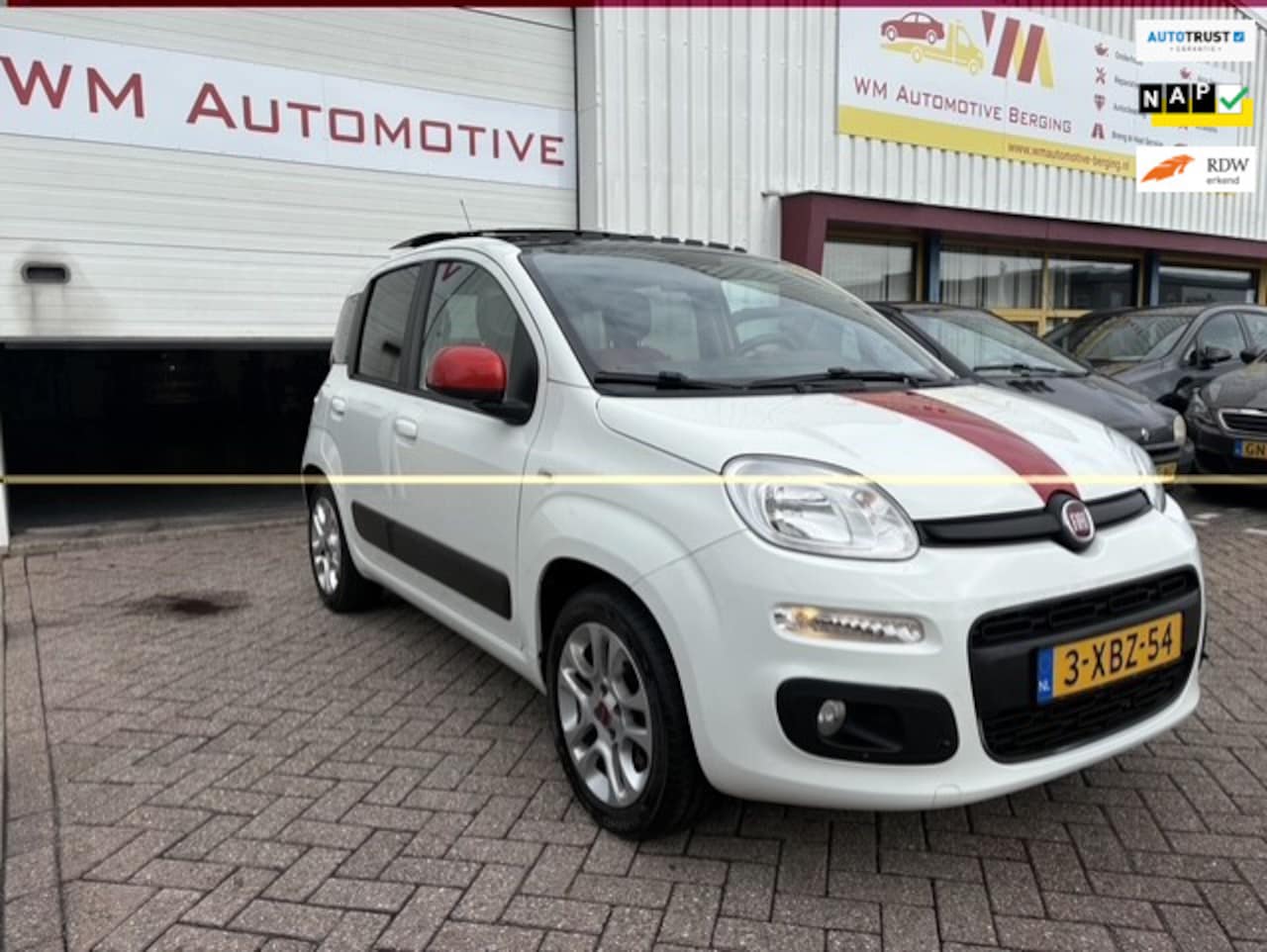 Fiat Panda - 0.9 TwinAir panaramadak - AutoWereld.nl