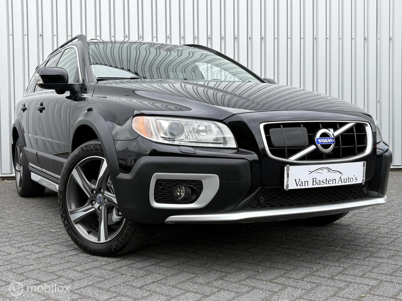 Volvo XC70 - 3.0 T6 Summum| ACC | Dynaudio | Blis | Youngtimer | Xenon | Leder | Pano | Trekhaak | Pole - AutoWereld.nl