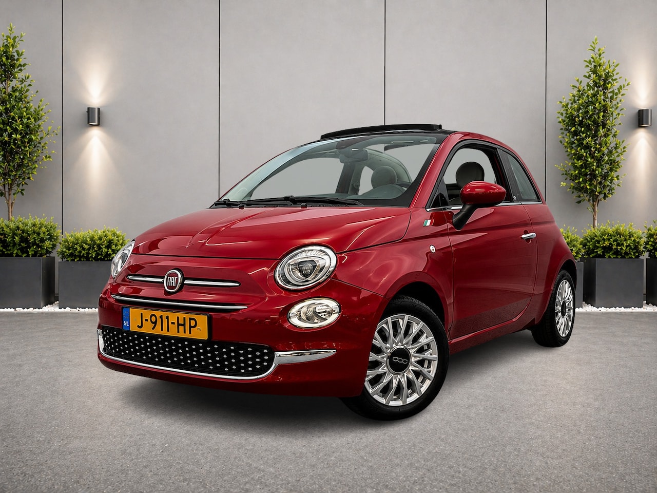 Fiat 500 C - 1.2 Lounge. Mooi Kenteken *911* PDC* Climate* NIEUWE APK - AutoWereld.nl