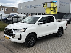 Toyota HiLux - 2.4 D-4D 150PK E6 Aut. 4WD Double Cab Professional -- Complete uitrusting / Fully equipped