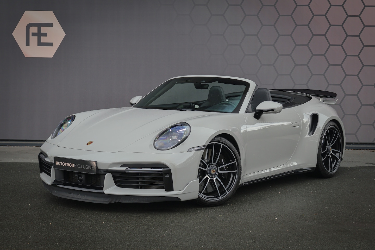 Porsche 911 Cabrio - 3.8 Turbo S | SPORT DESIGN AERO KIT | LIFTING | BOSE | GT SPORTSTUUR MET VERWARMING | PDLS - AutoWereld.nl