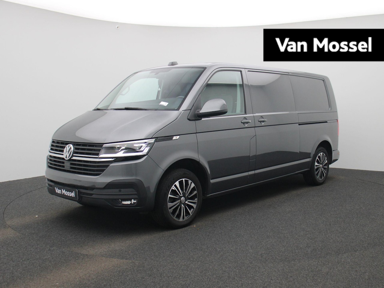 Volkswagen Transporter - 2.0 TDI L2H1 204PK | WORDT VERWACHT | Automaat | Trekhaak | Multifunctioneel Stuurwiel | D - AutoWereld.nl