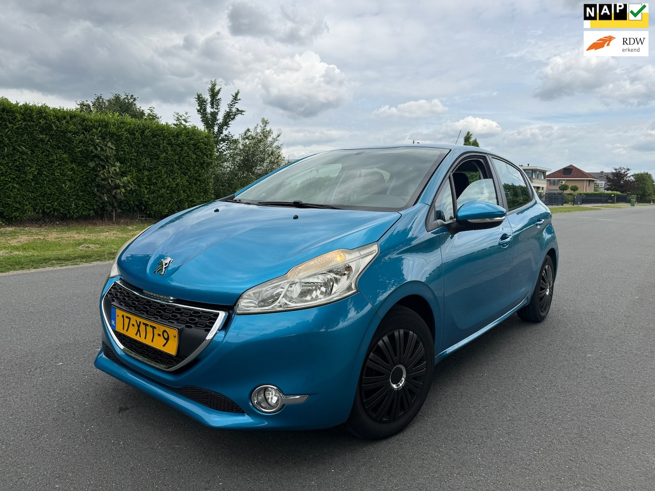 Peugeot 208 - 1.2 VTi Active NAP/AIRCO/APK 3-2027 - AutoWereld.nl