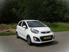 Kia Picanto - 1.2 CVVT ISG Comfort Pack . 5 Drs . Airco . Navigatie . LMV . Verstralers . enz