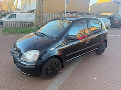 Toyota Yaris - AUTOMAAT / Airco / 5 deurs / Mooie auto