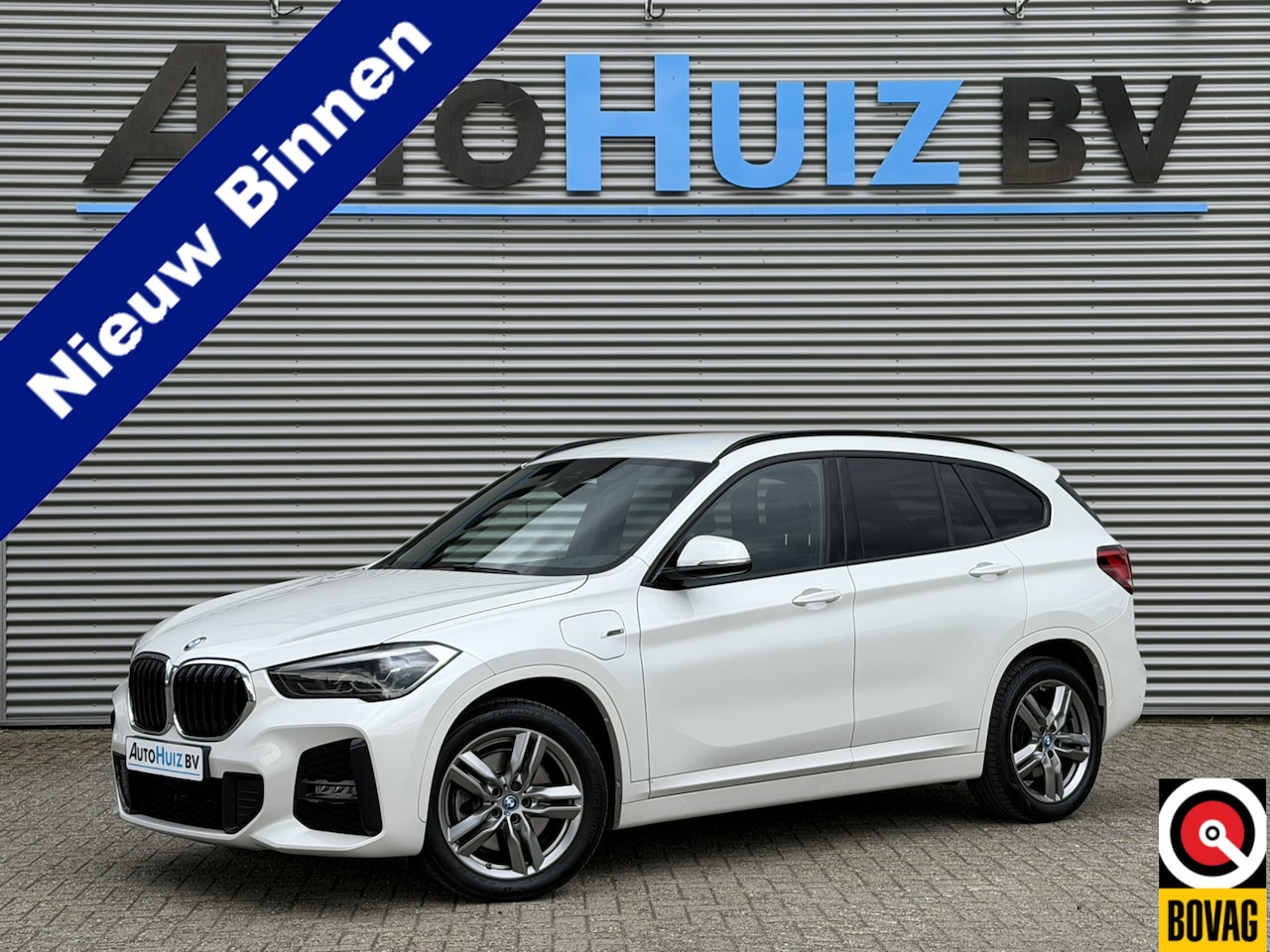 BMW X1 - xDrive25e M Sport 18 Inch PDC Stoelverwarming Leder LED - AutoWereld.nl