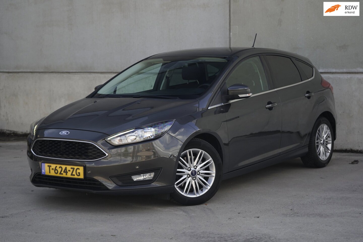 Ford Focus - 1.5 Titanium 1.5 Titanium 150pk, Automaat, Bleutooth, NAP - AutoWereld.nl