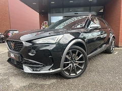 CUPRA Formentor - 1.4 e-Hybrid VZ Copper Edition // FULL LED // CAMERA // DODEHOEKDETECTIE // NAVI + CARPLAY