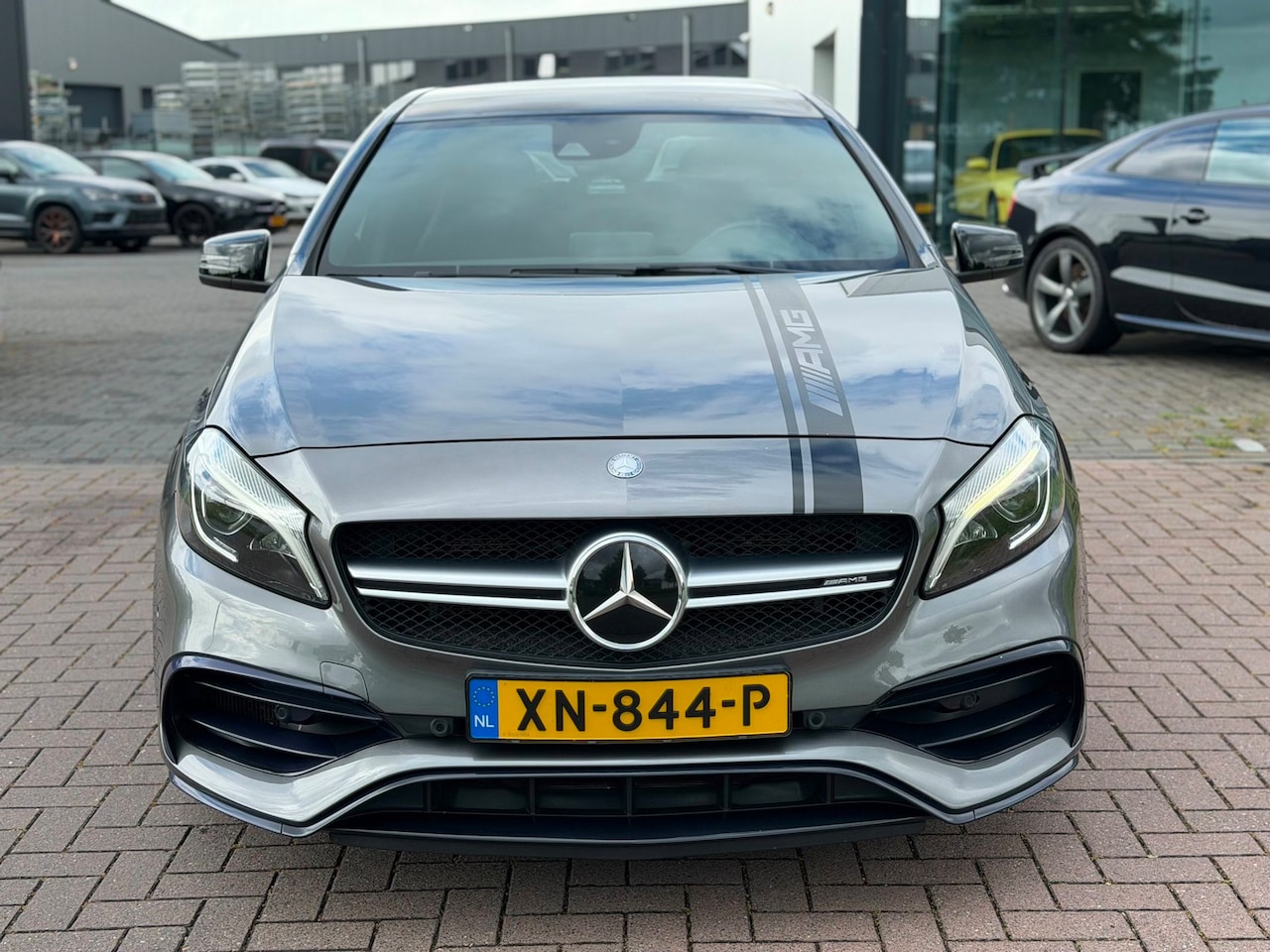 Mercedes-Benz A-klasse - AMG 45 4MATIC 2016 381PK Pano Dealer Onderhouden! - AutoWereld.nl