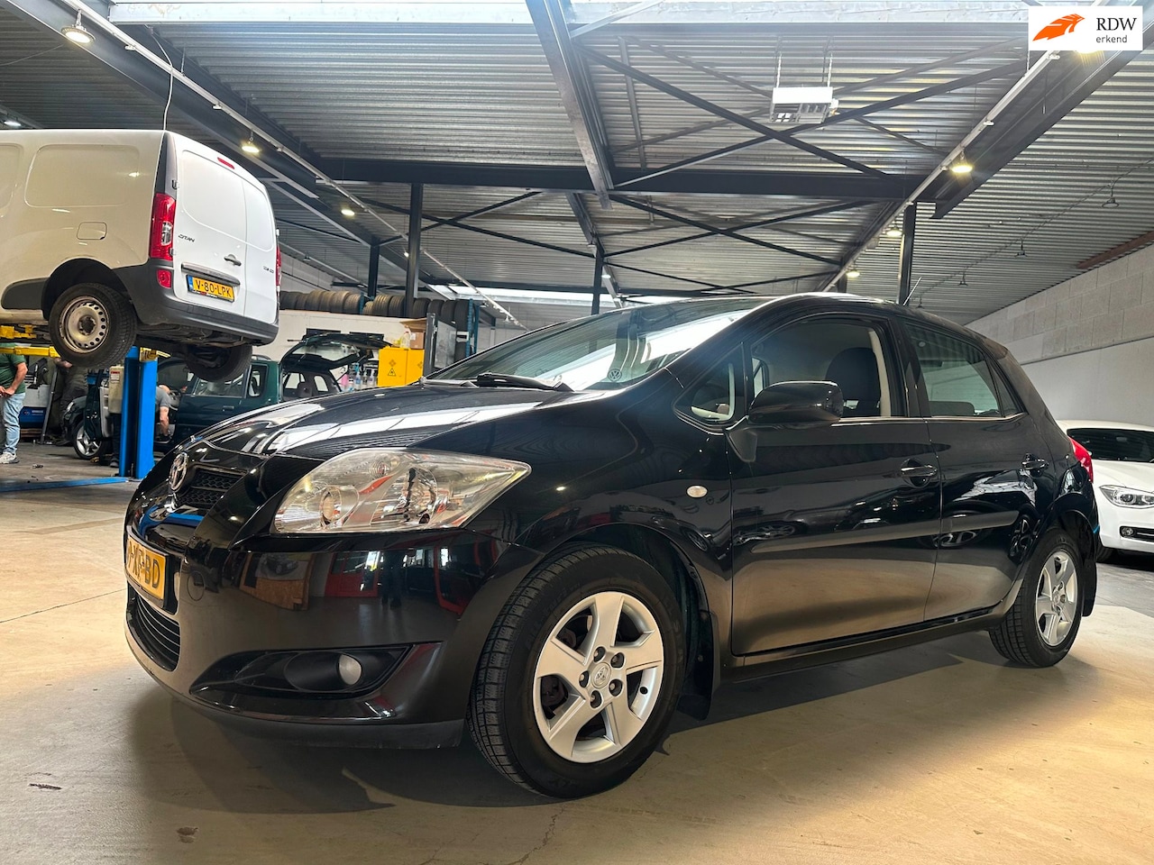 Toyota Auris - 1.6-16V Sol Business/Dealer onderhouden/trekhaak/Apk nieuw - AutoWereld.nl