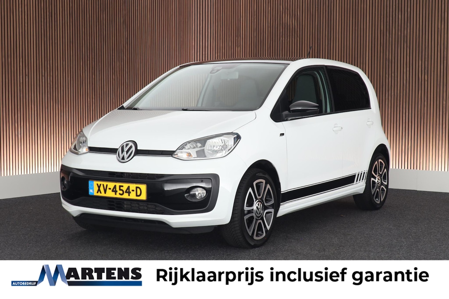 Volkswagen Up! - 1.0 BMT 60pk R-Line Move Cruise Control Parkeersensoren MF-Stuur - AutoWereld.nl