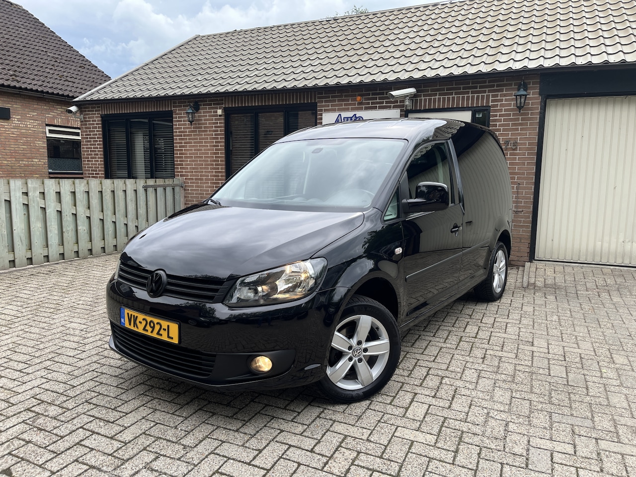 Volkswagen Caddy - 1.6 TDI Leer LM-velgen Airco Cruise Marge!! - AutoWereld.nl