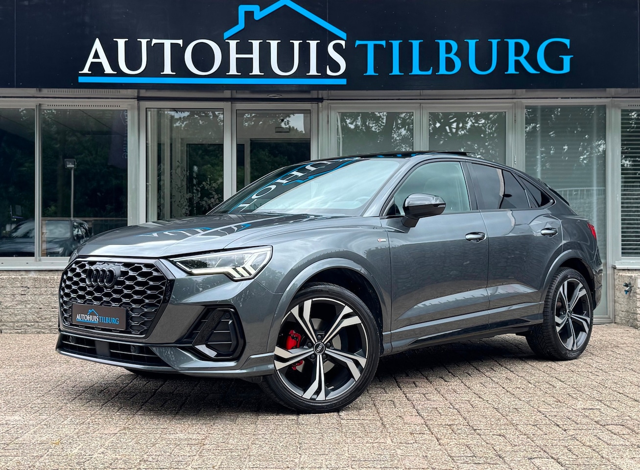 Audi Q3 Sportback - 35 TFSI 3X S-Line Pano Matrix Sfeer Keyless - AutoWereld.nl