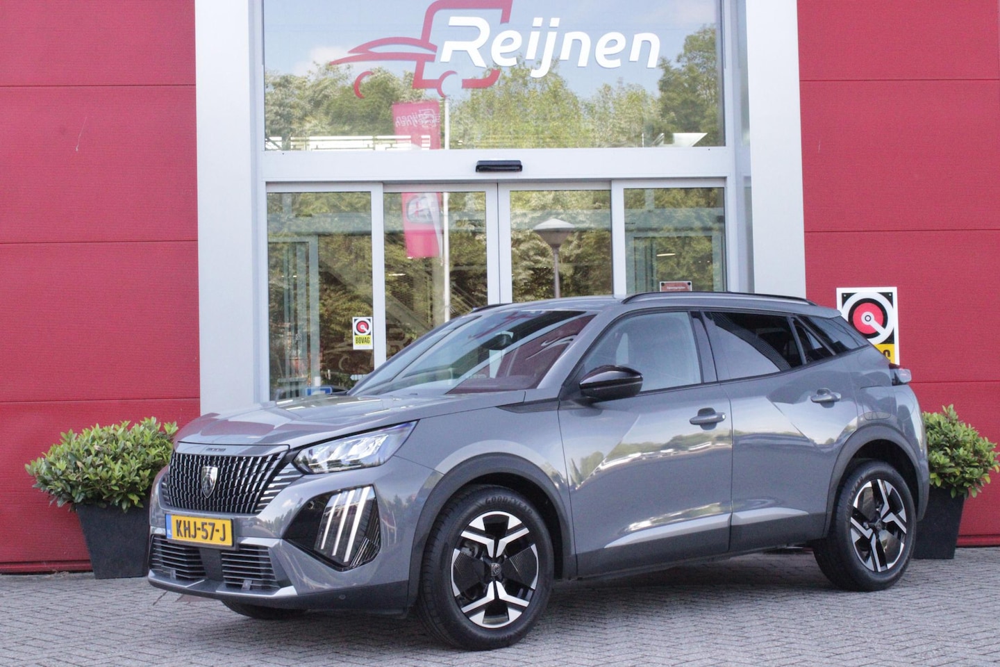 Peugeot 2008 - 1.2 100PK ALLURE | DRAADLOZE APPLE CARPLAY/ANDROID AUTO | PARKEERSENSOREN VOOR + ACHTER | - AutoWereld.nl