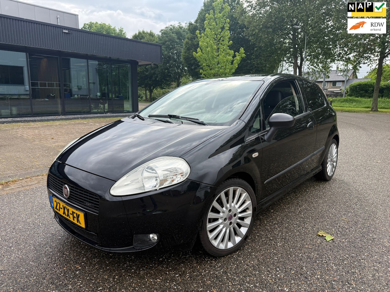 Fiat Grande Punto - 1.4-16V Sport CLIMA/NAP/VELGEN - AutoWereld.nl