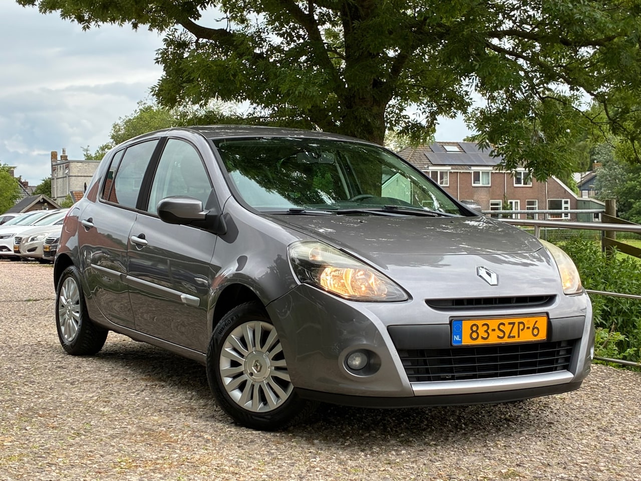 Renault Clio - 1.2 Collection | Cruise + Airco € 2.975,-!!! - AutoWereld.nl
