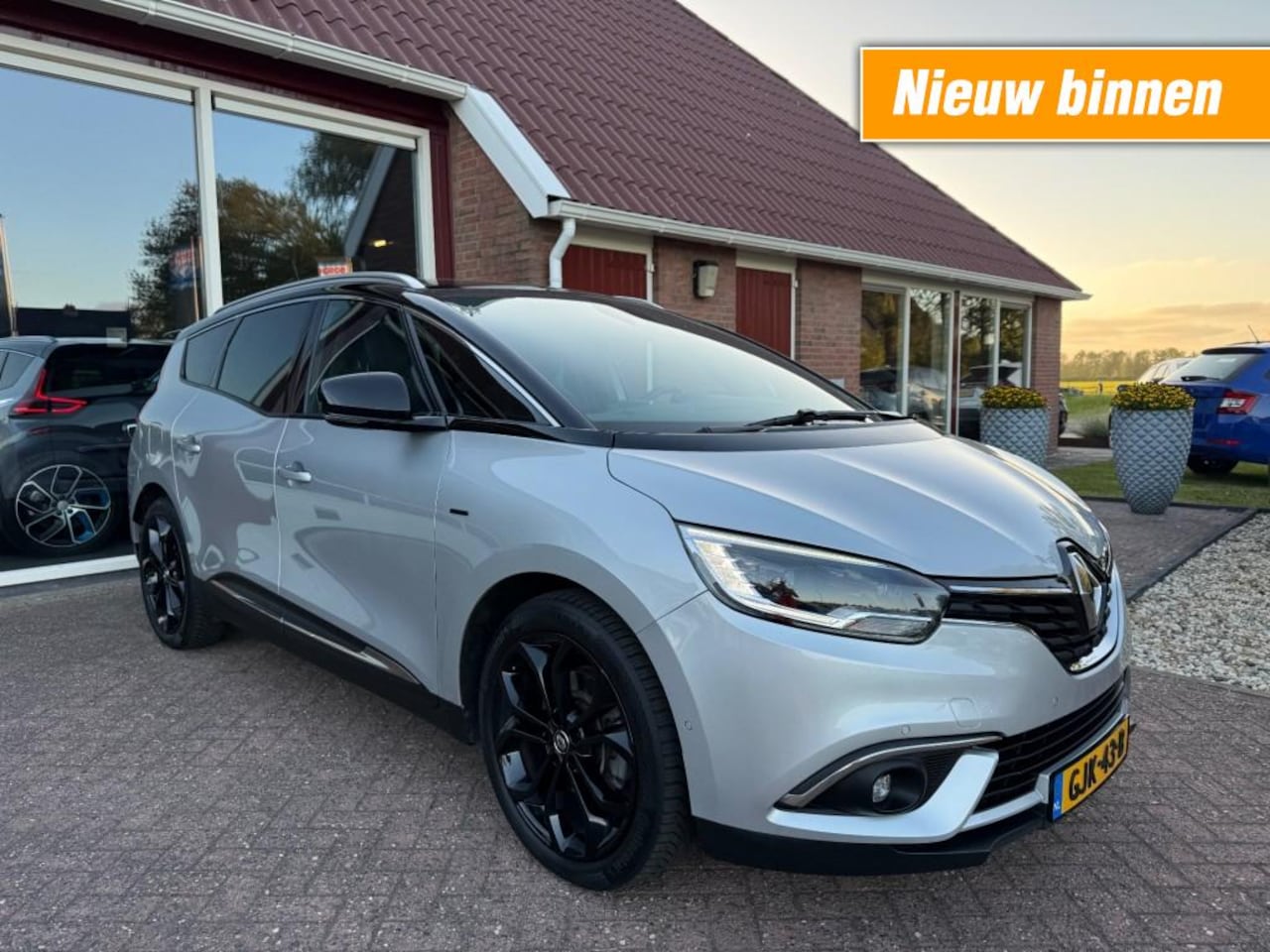 Renault Scénic - 1.3 TCE BOSE 7 PERSONEN - AutoWereld.nl
