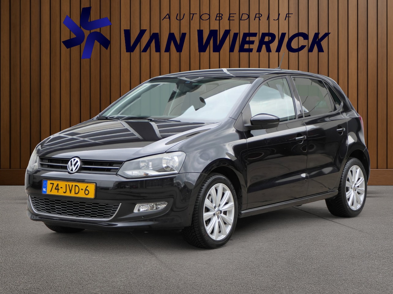 Volkswagen Polo - 1.4-16V 86PK! Highline 5-Deurs | Cruise | Clima | LM Velgen | Bluetooth - AutoWereld.nl