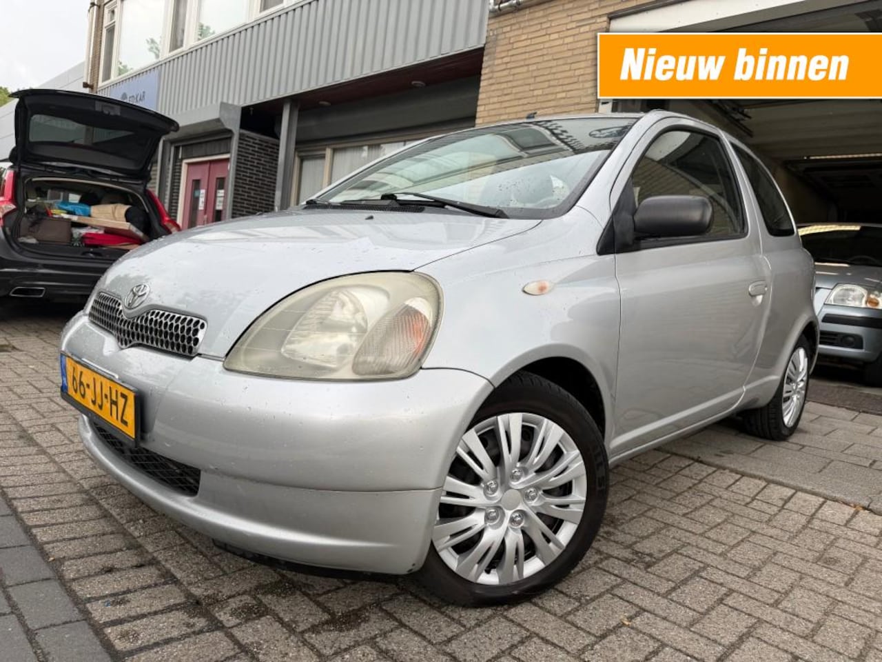 Toyota Yaris - 1.3-16V VVT-i Sol AIRCO RIJDT GOED NAP APK 4-2027 - AutoWereld.nl