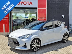 Toyota Yaris - 1.5 Hybrid GR Sport STOELVERWARMING ADAPTIVE CRUISE CONTROL DEALER ONDERHOUDEN