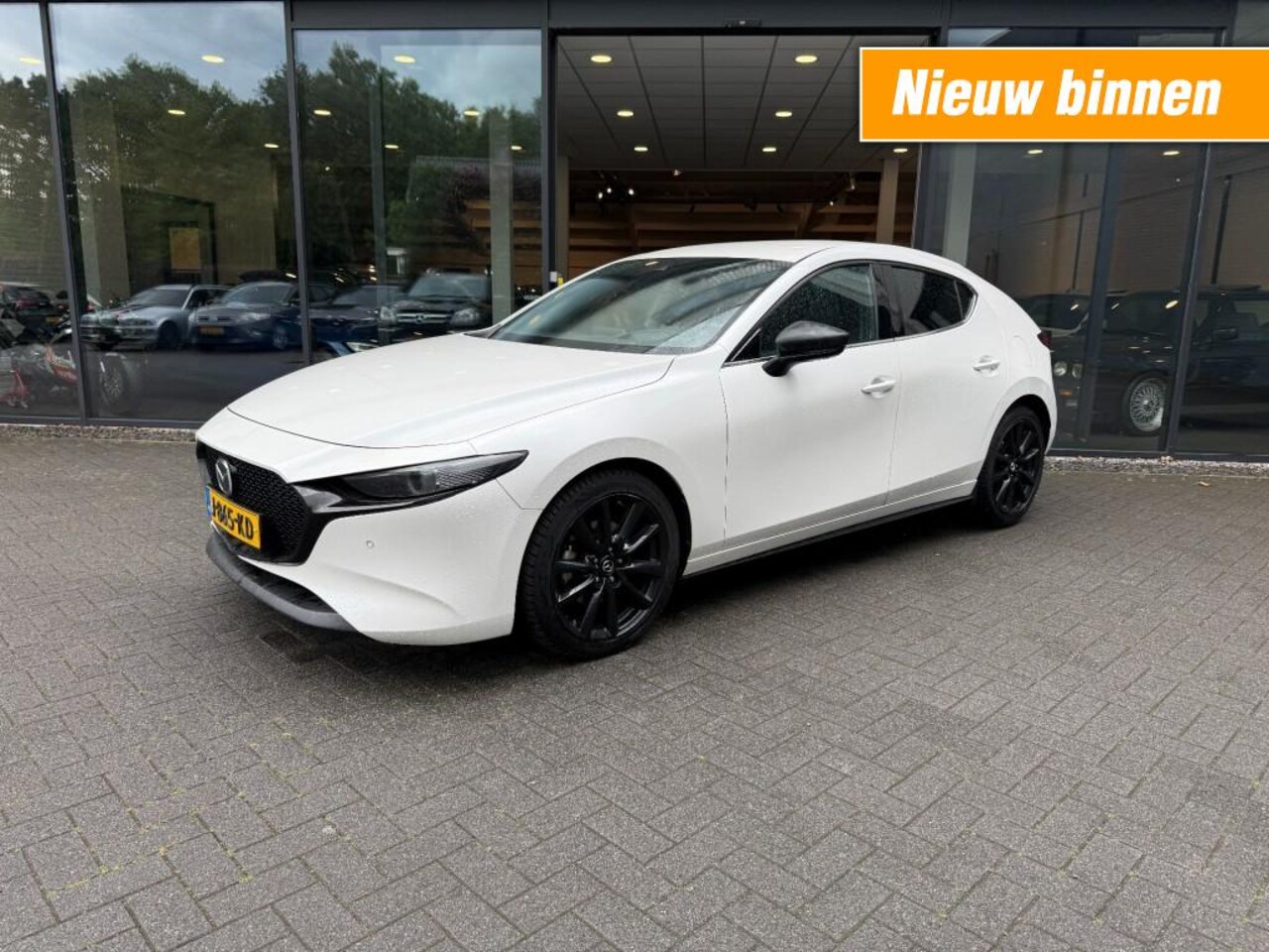 Mazda 3 - 2.0 SkyActiv-X M 180pk Luxury,LED,Leer,Bose,HUD,Stoel/stuurverw,Cam,Lane Ass.,Memory - AutoWereld.nl