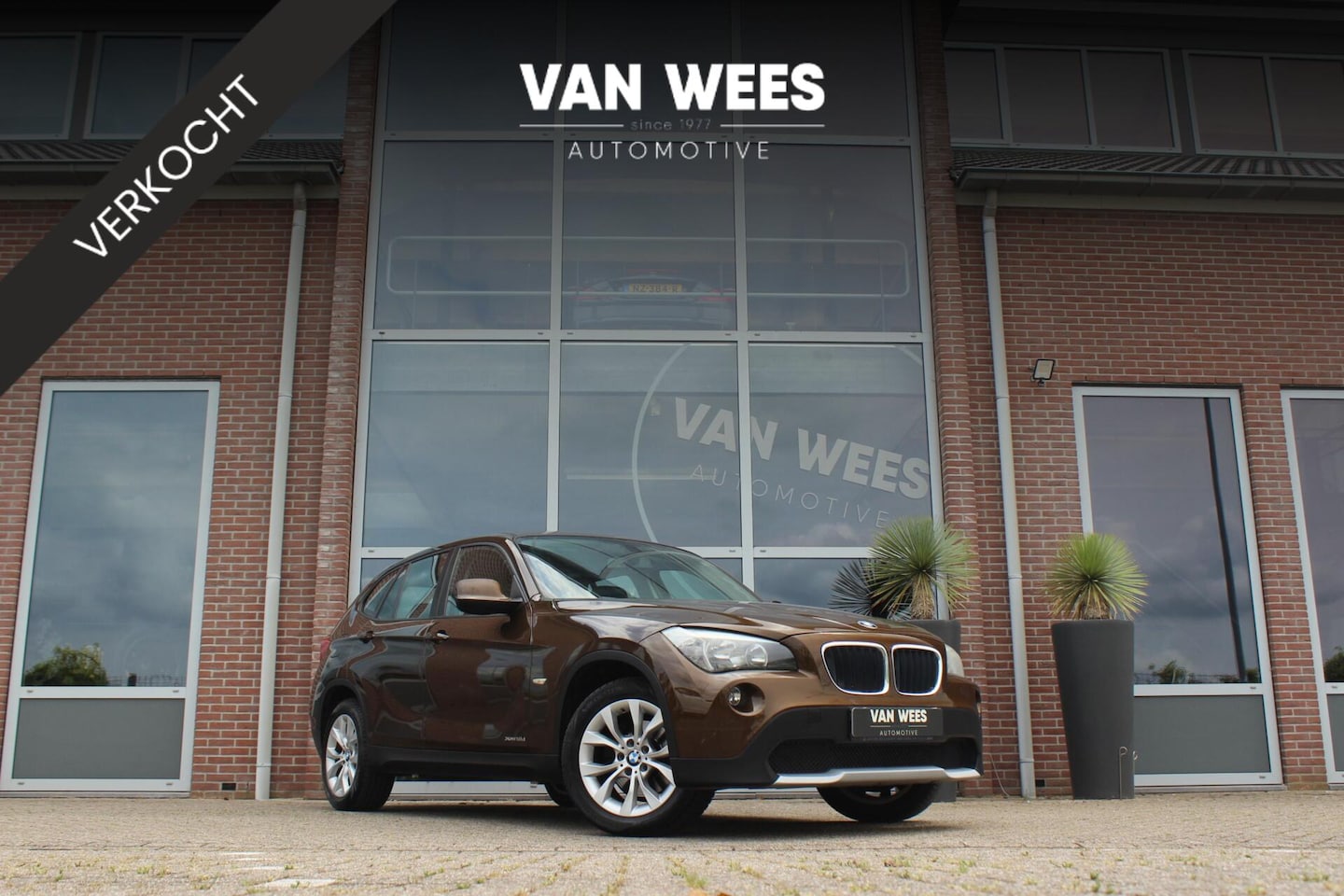 BMW X1 - xDrive18d Executive | 2e eigenaar | Automatische airco | Boordcomputer | Trekhaak afneemba - AutoWereld.nl