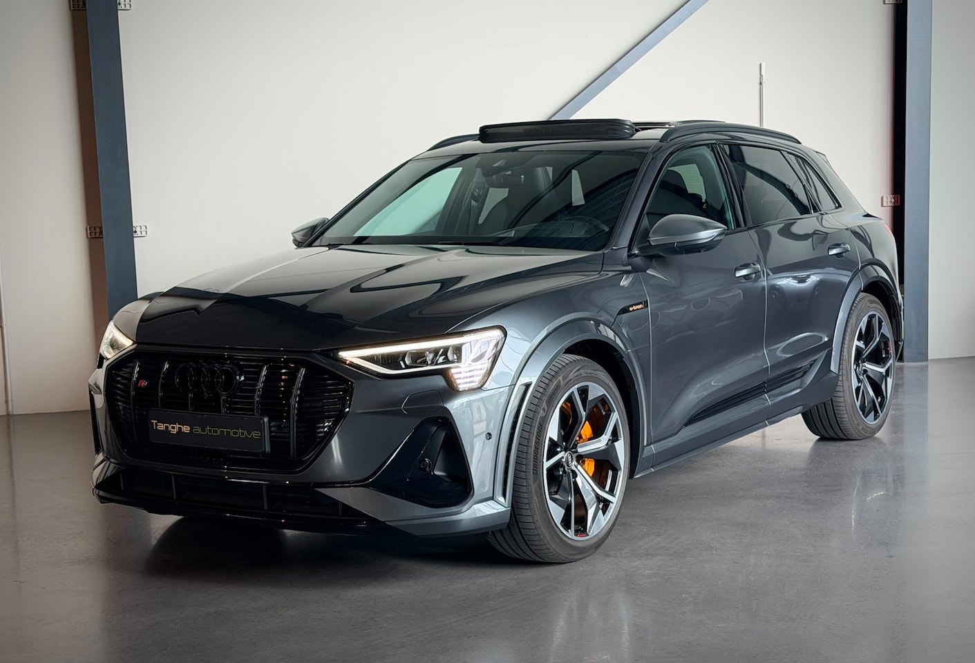 Audi e-tron - S 503pk, RS Zetels, Panodak, ACC, Head Up, Ambienteverlichting - AutoWereld.nl