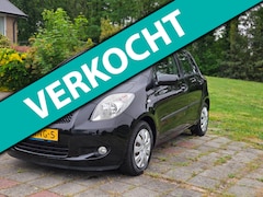 Toyota Yaris - 1.3 VVTi Sol AIRCO/NAP/NIEUWE APK