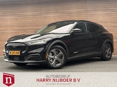 Ford Mustang Mach-E - RWD 75 kWh Panoramadak / 360 camera / SOH 92, 5% / Adpt Cruise / Leer