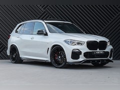 BMW X5 - xDrive45e M-Sport ACC Skylounge Mstoelen Headup Achteras Laser Stoelvent Trekhaak