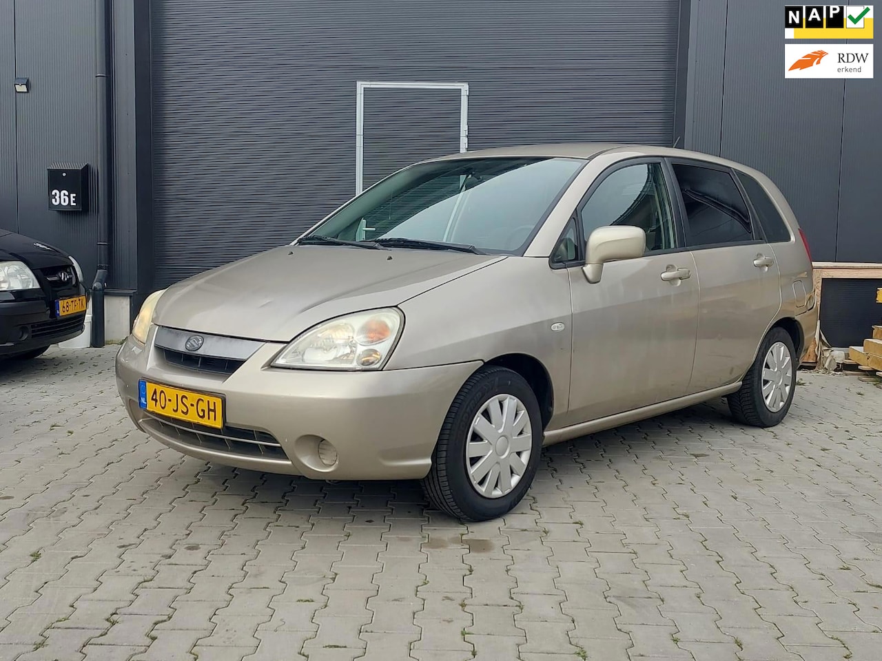 Suzuki Liana - €850,-1.6 GLX APK 1 JAAR 28/05/2027 AIRCO - AutoWereld.nl
