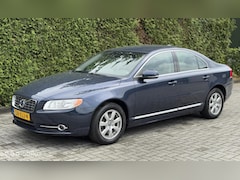 Volvo S80 - 1.6 T4F Kinetic Trekhaak Clima Cruise Navigatie